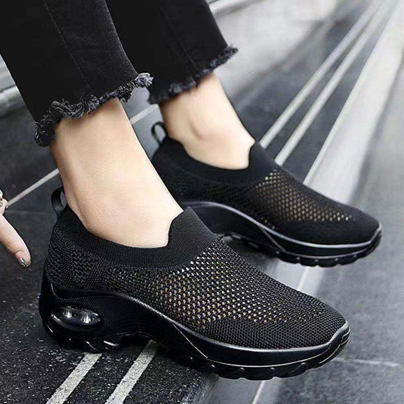 Breathable And Comfortable Flyknit Slip-on Womens Sneakersperfect For Sports And Outdoor Activities