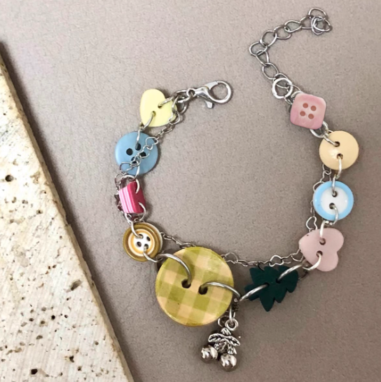 Vintage Accessories Button Beaded Pendant Bracelet