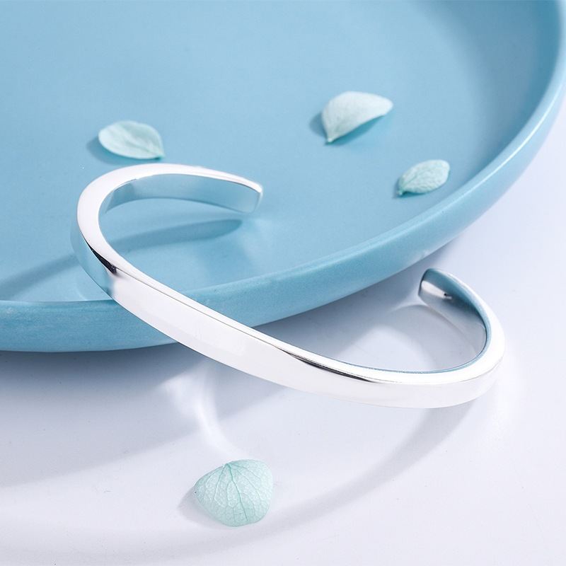 Simple Korean-style Solid Plain Bracelet For Women