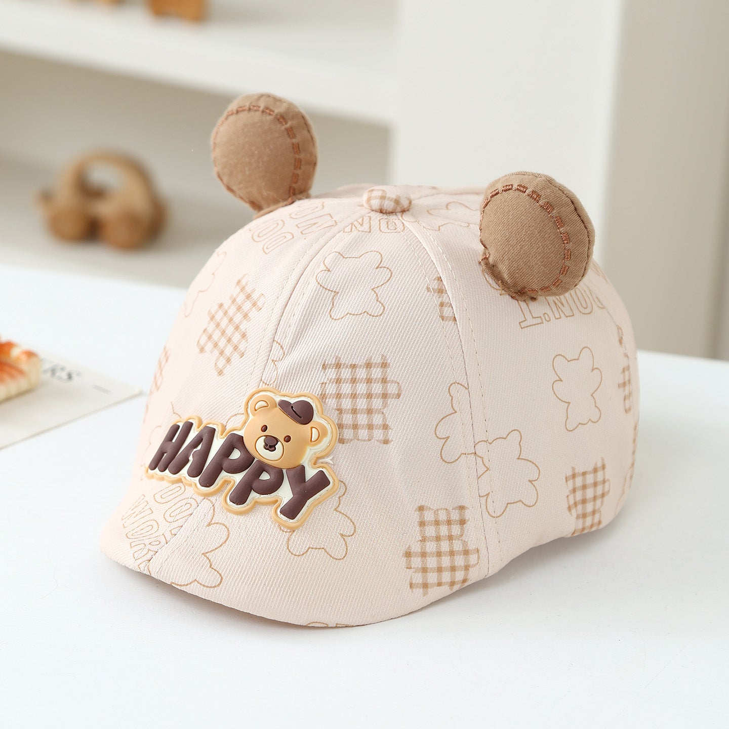 The Children's Three-dimensional Cartoon Teddy Bear, HAPPY, With Letter Patterns On It, Is A Cute And Casual Baseball Cap. It Is Suitable For Outdoor Travel And Shopping.