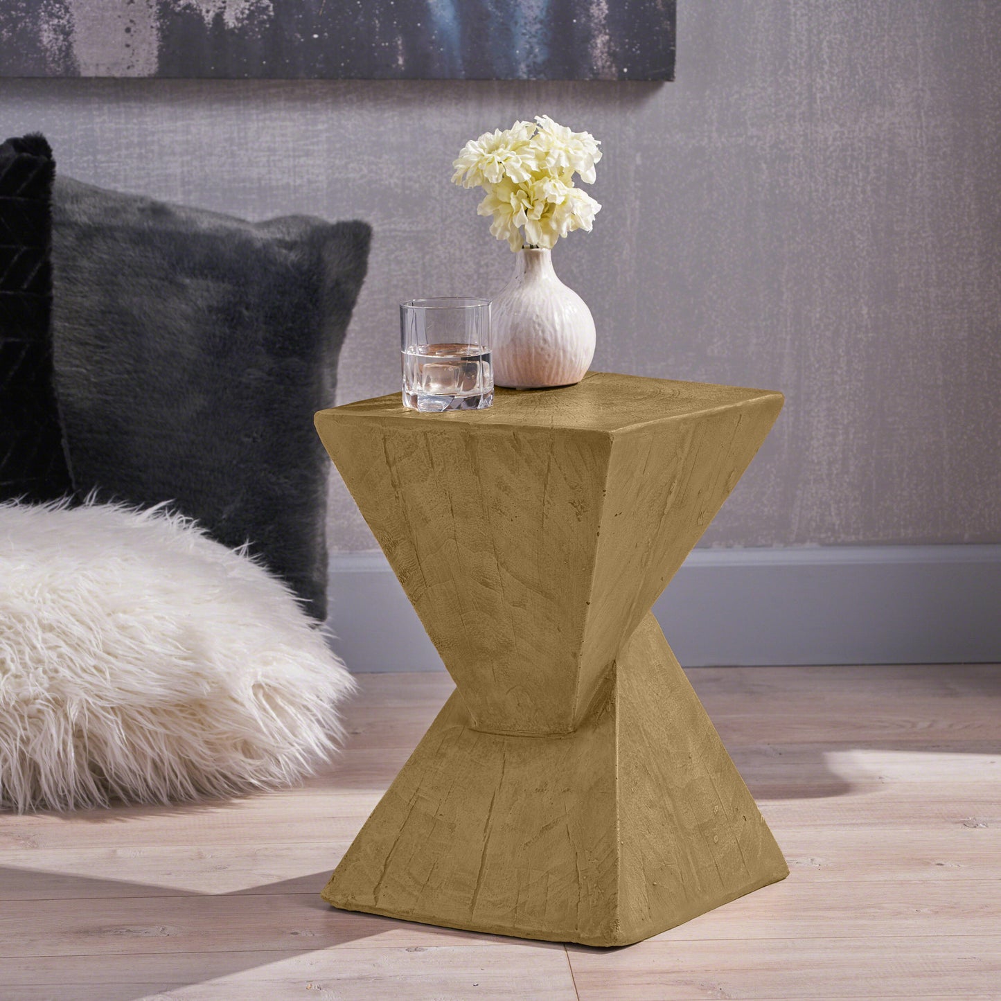 TESS Modern Side Table -Stylish End Table Compatible With Living Room, Bedroom, Or Office,Versatile Home Furniture,Light Natural Color