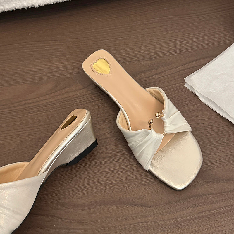 Women's Gentle Vacation Style Slide Sandals, 2026 Summer Elegant Outdoor Slippers With Ruched Design, Metal Buckle & Wedge Heel