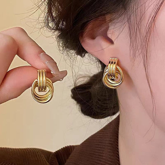 Best-selling Golden Circular Geometric Twisted Multi-layer Braided Design