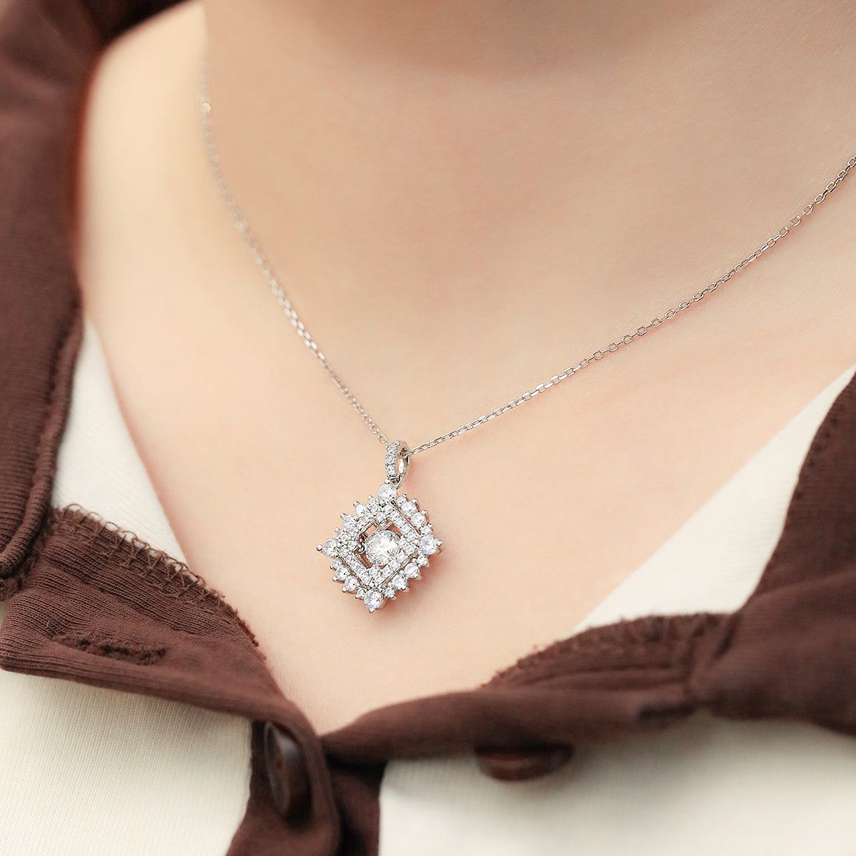 S925 Sterling Silver 0.5ct D Color VVS1 Moissanite Geometric Diamond Pendant Necklace 45cm Platinum Plated GRA Certified Gift Box