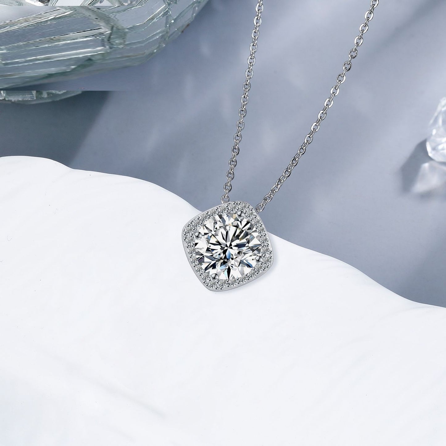 Best Seller In Europe And America Jewelry Bright Heart Square Model Necklace
