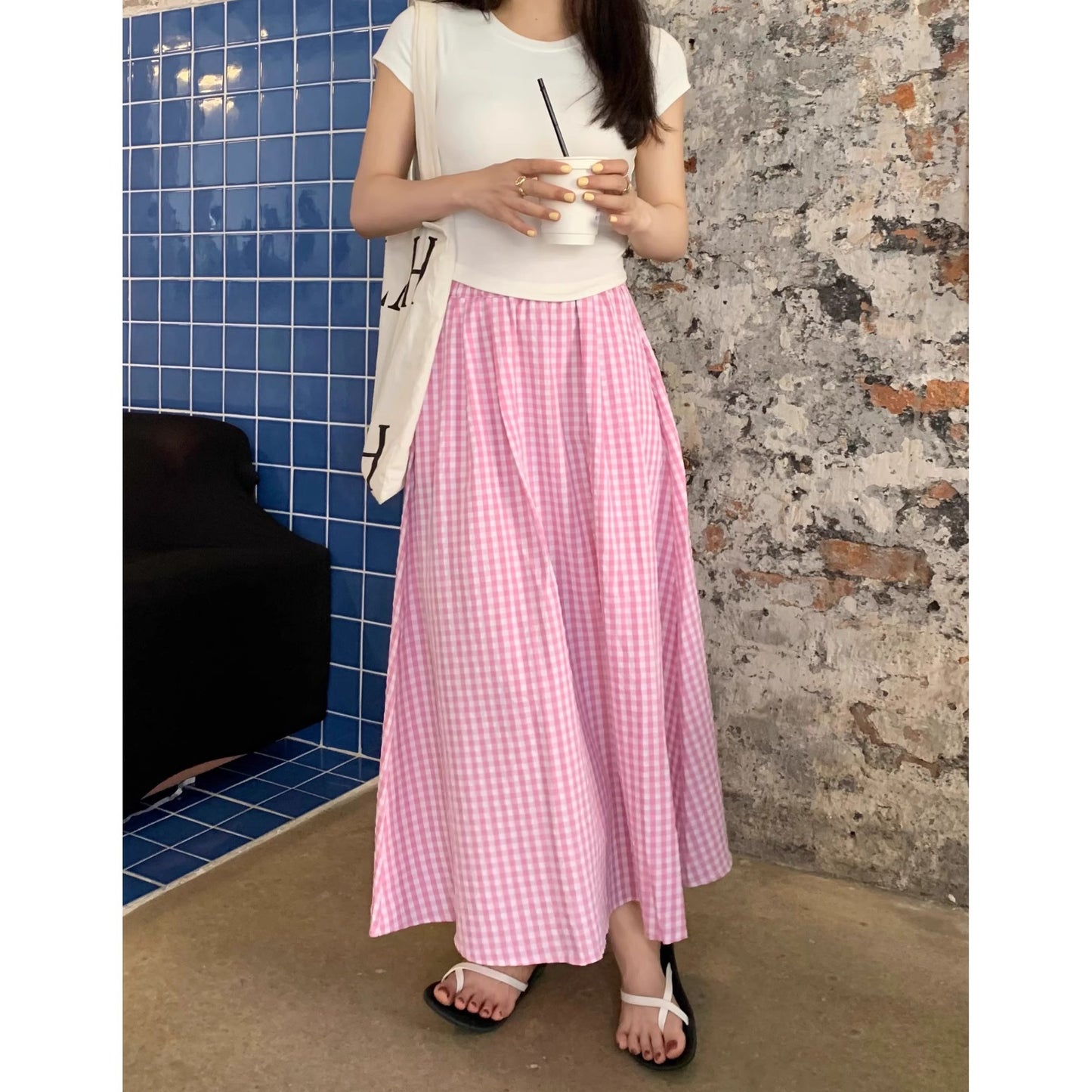 Korean-style High-waisted Figure-flattering A-line Elastic-waistline Skirt