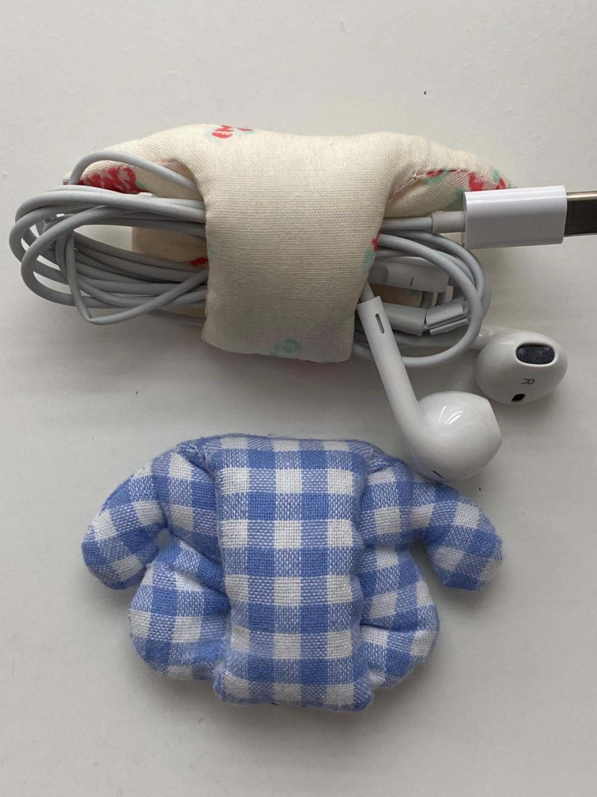 Korean-style Puppy-shaped Cable Organizer Bag