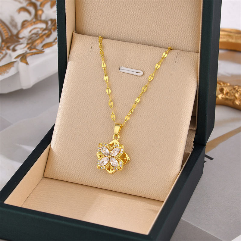 Korean-style Rotating Four-Leaf Clover Pendant