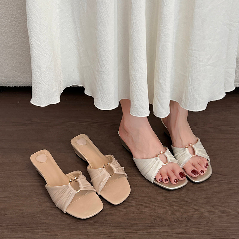 Women's Gentle Vacation Style Slide Sandals, 2026 Summer Elegant Outdoor Slippers With Ruched Design, Metal Buckle & Wedge Heel