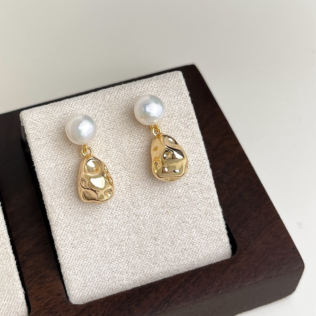 Vintage Freshwater Pearl Earrings Women French Baroque Stud Earrings Elegant Premium Gift