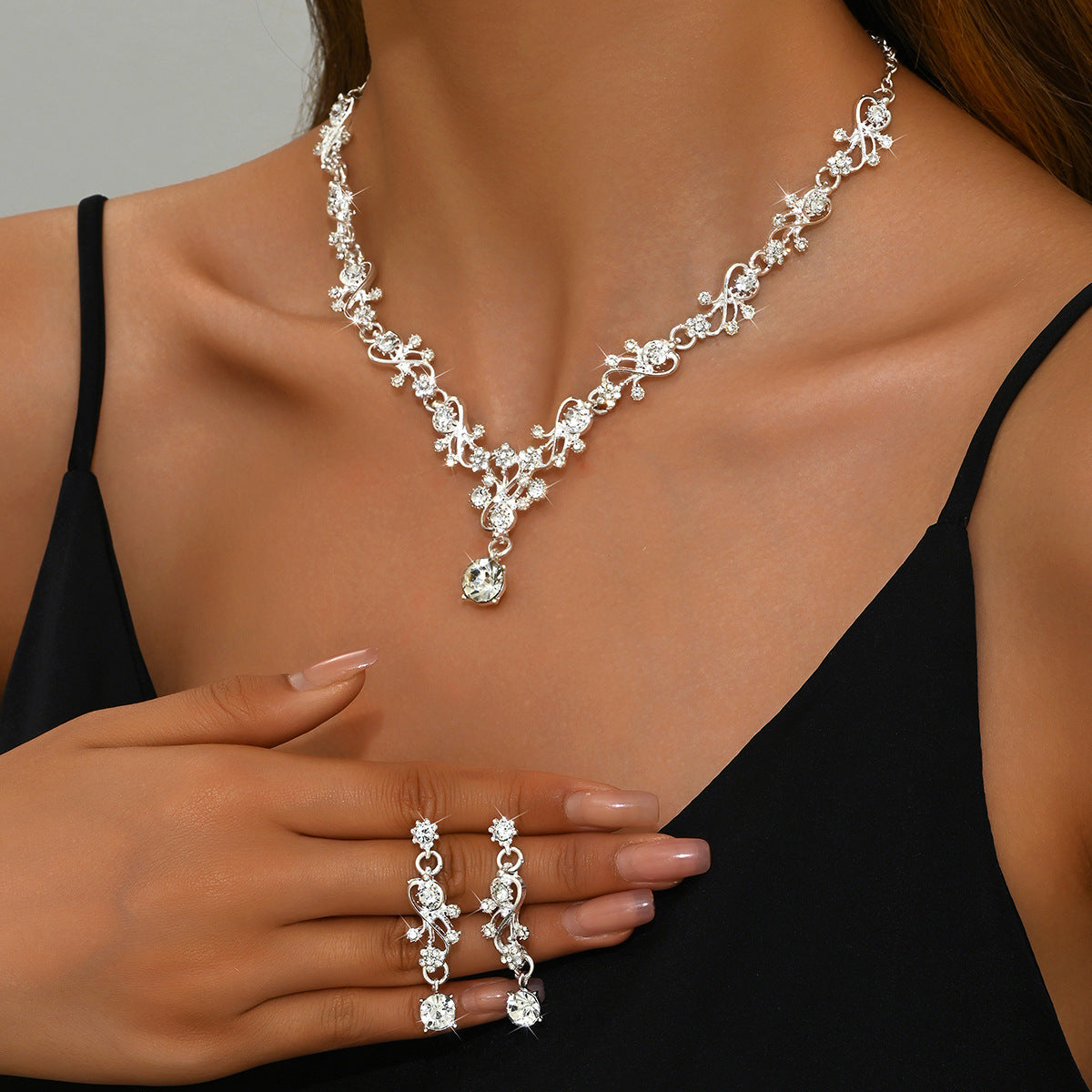 Cross-Border Bridal Jewelry Wedding Jewelry Two-Piece Set Wedding Dress Accessories Rhinestone Leaf Earrings Necklace Set For Women