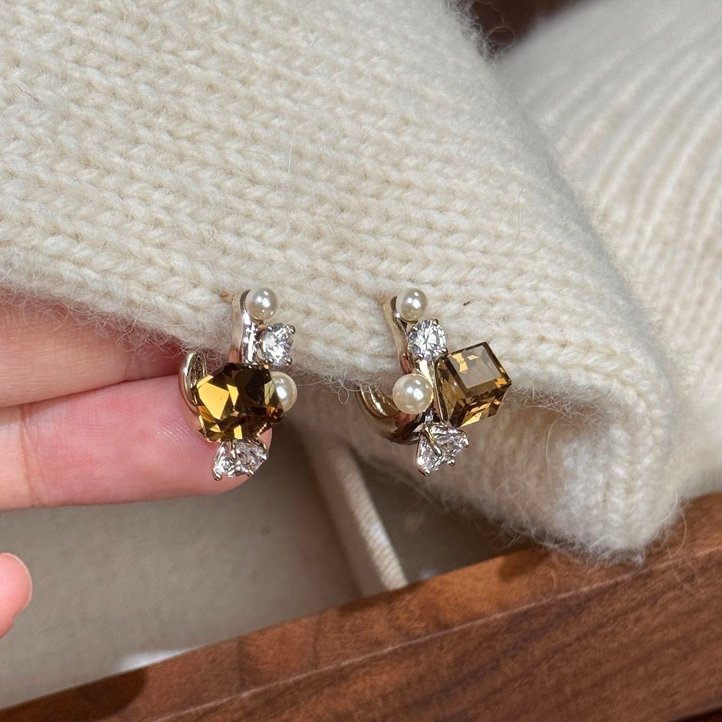 2026 New Maillard Coffee Color Rhinestone Pearl  Earrings, Super Beautiful Niche Elegant Autumn Winter Fashion Stud Jewelry For Women