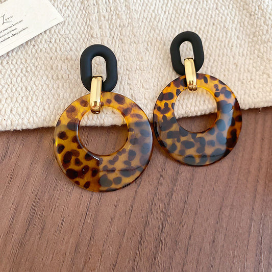 Women French Vintage Circular Flat Resin Tassel Hoop Earrings, S925 Silver Pin High-End Light Luxury Daily Versatile Fashion Circle Ear Accessories