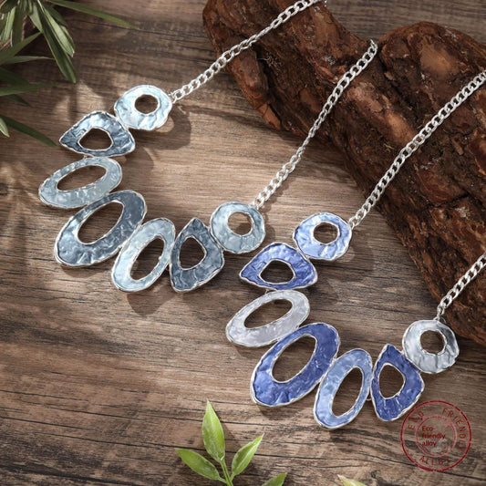 Best-selling Enamel-painted Hollow-out Oval Geometric Necklace