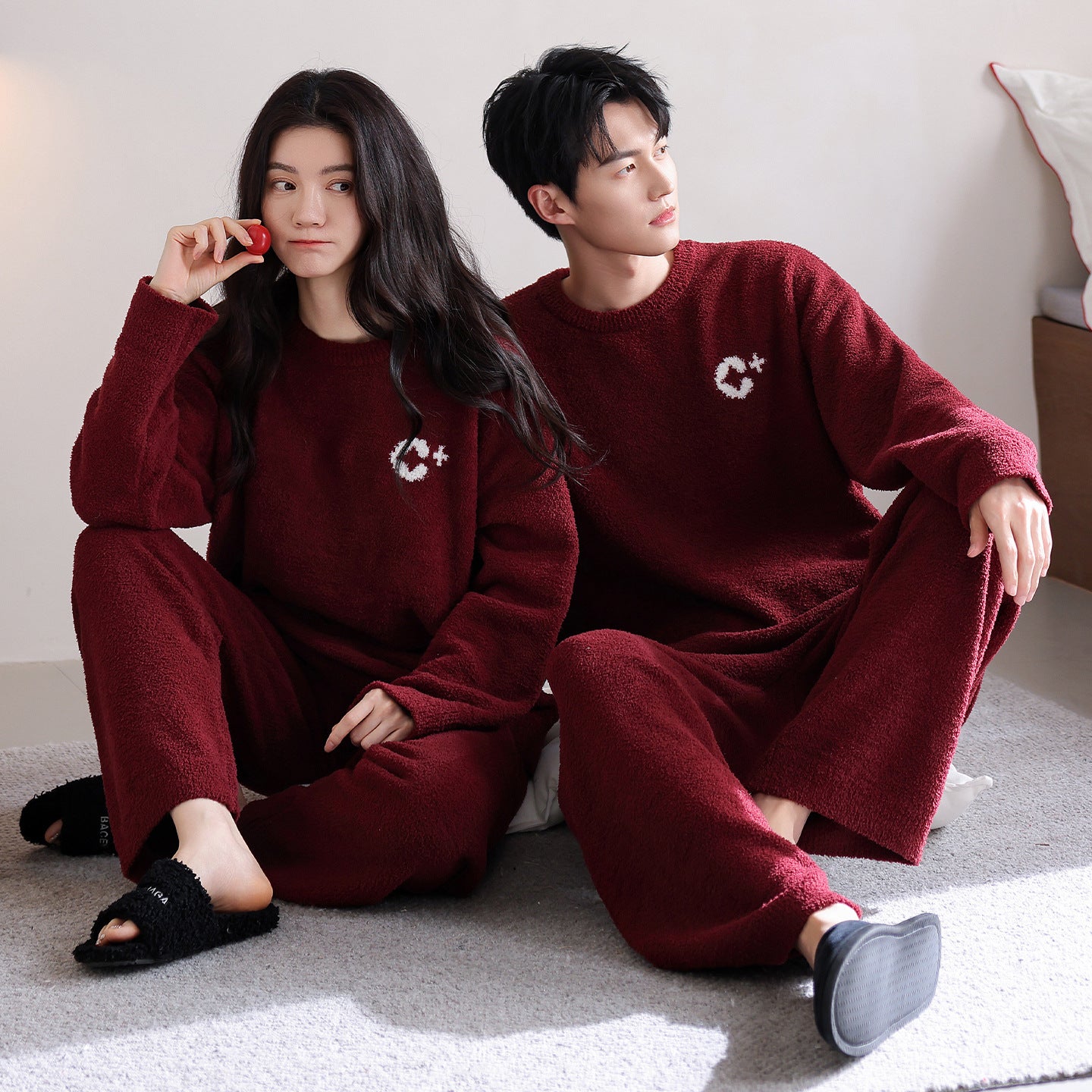 Half Velvet Explosions Men's Korean Round Neck Home Service Suit