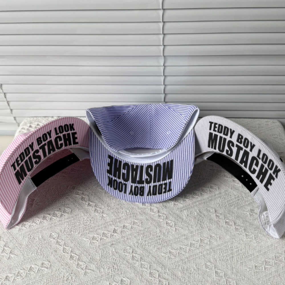 Summer Men's And Women's Matching Fine Stripe Cute Mustache Decorated Letter Brim Casual Sporty Style Baseball Cap For Daily Outdoor Use