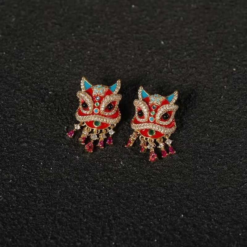 2026 New Chinese Style Red Fortune Lion Tassel Studs, Exquisite Light Luxury Ear Jewelry