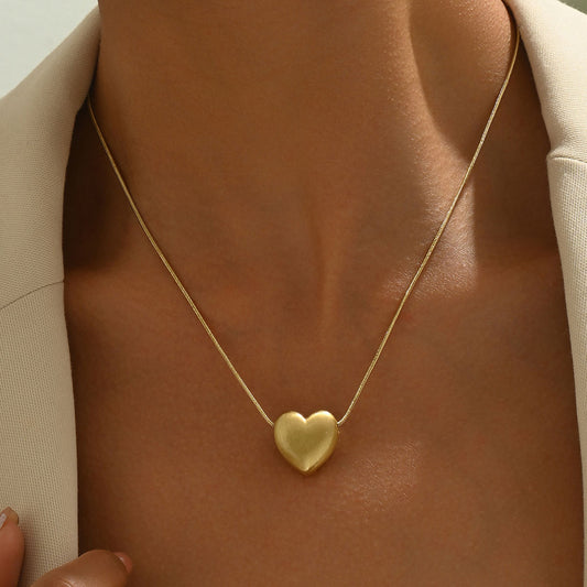 2026 New Autumn Women Heart Necklace, Unique Matte Heart Design Premium Texture Versatile Clavicle Jewelry