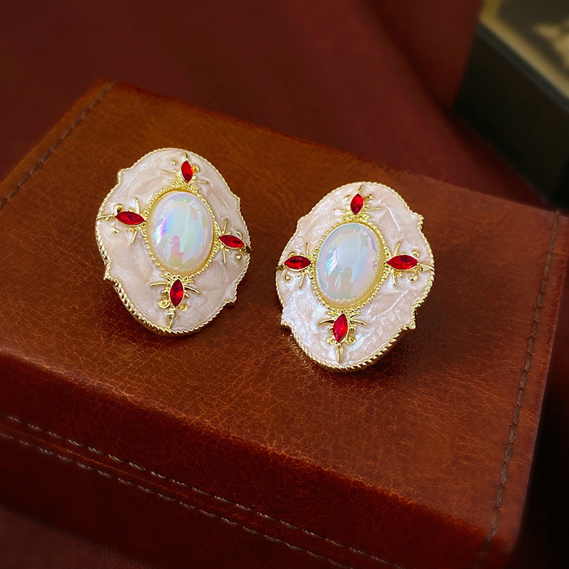 Vintage Niche Premium Earrings For Women Medieval Style Studs Retro Elegant Jewelry