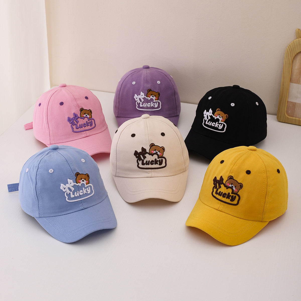 Children's Single-color Cute Little Bear Bow Tie Embroidered Adjustable Simple Casual Baseball Cap Suitable For Travel And Sports