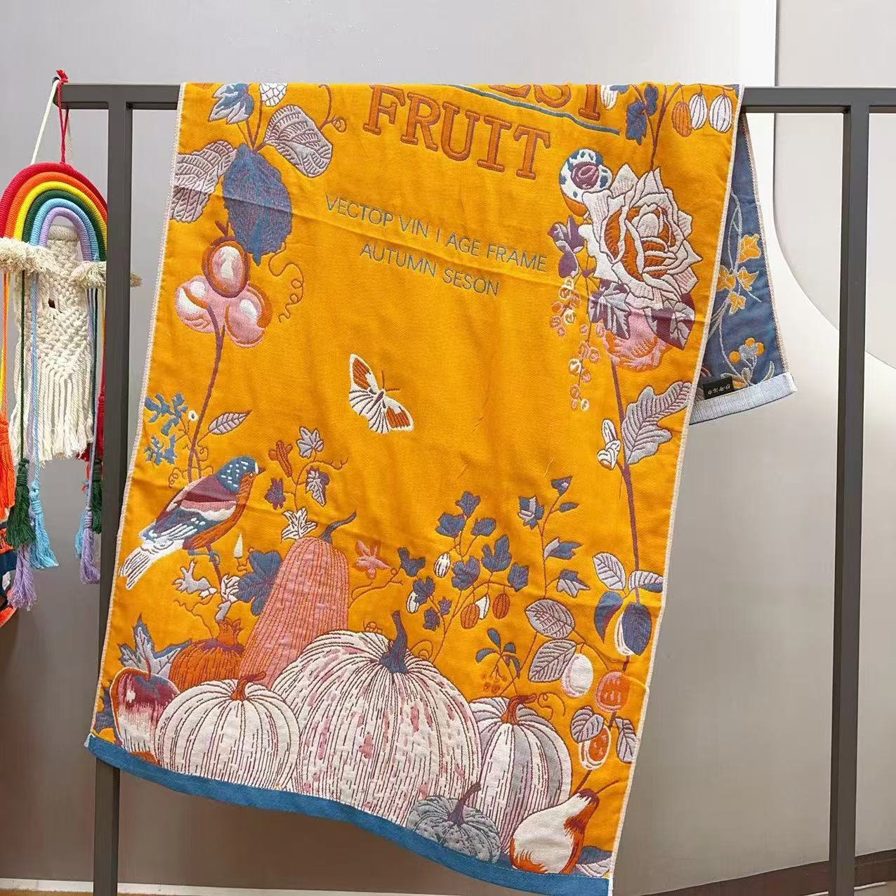 Soft Highly Absorbent Lint Free Bath Towel For Home Use