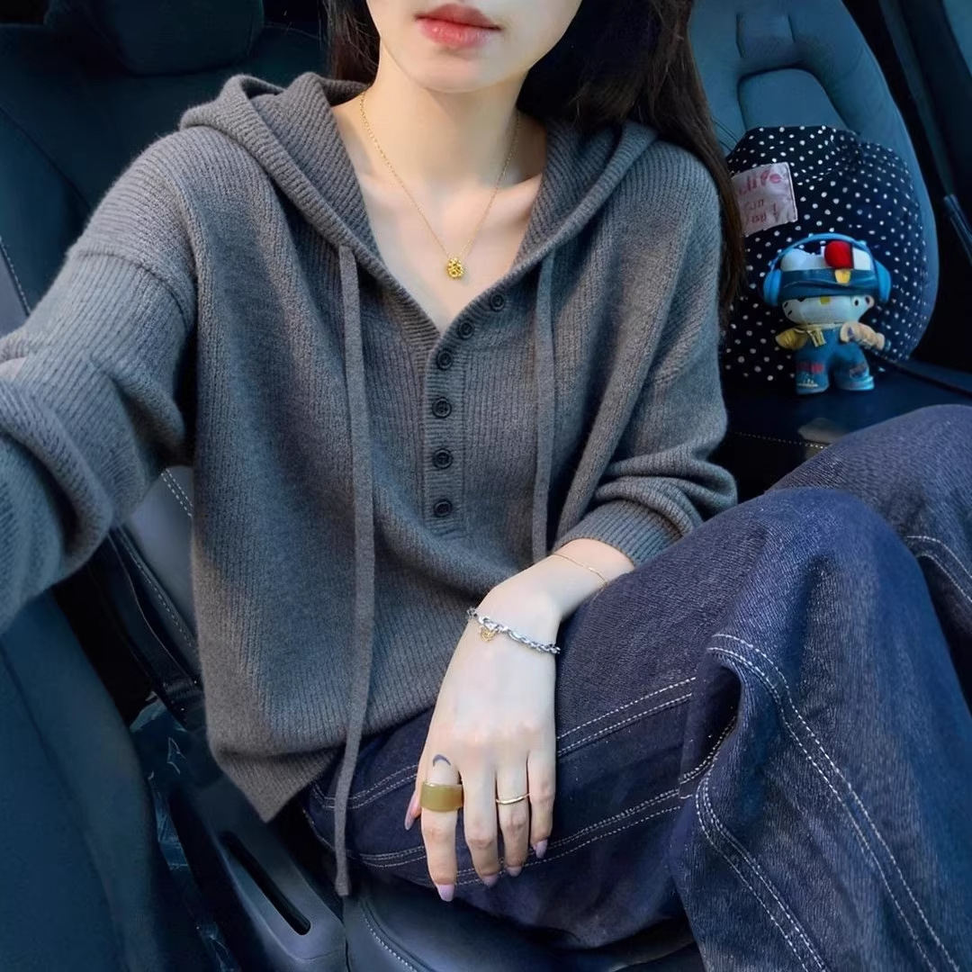 Korean-style Turtleneck Relaxed-fit Pullover Knit
