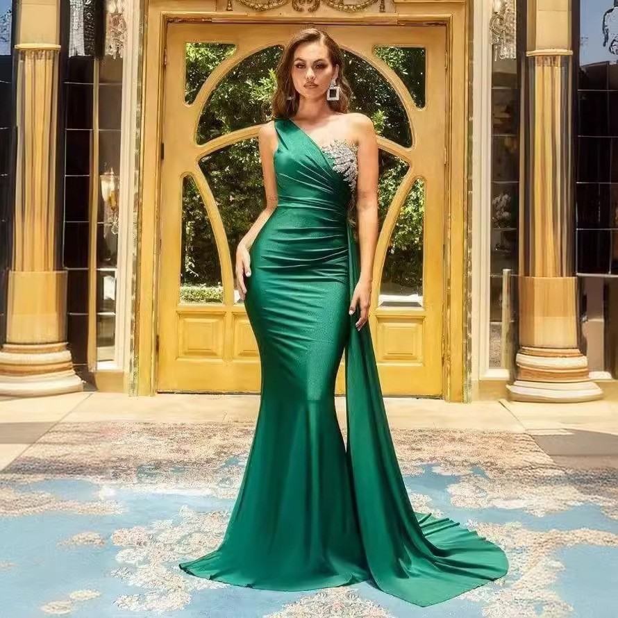 New Minimalist One-shoulder Sexy Evening Gown
