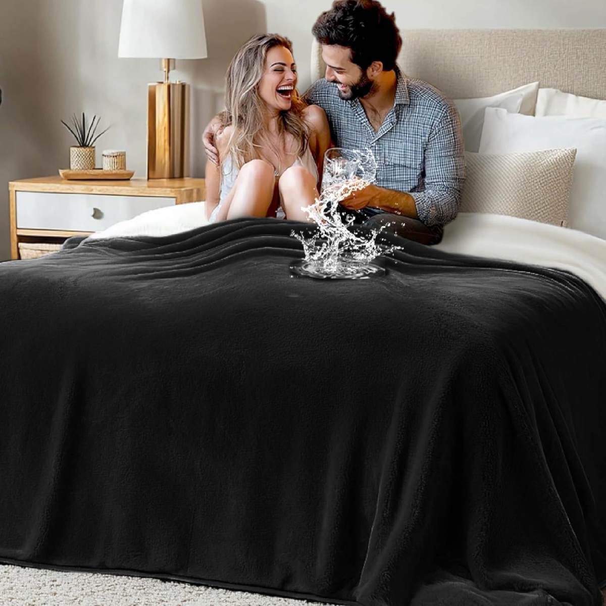Double-sided Flannel Blanket Pet Blanket Couple Waterproof Supplies