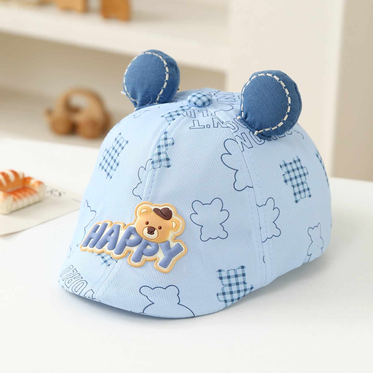 The Children's Three-dimensional Cartoon Teddy Bear, HAPPY, With Letter Patterns On It, Is A Cute And Casual Baseball Cap. It Is Suitable For Outdoor Travel And Shopping.