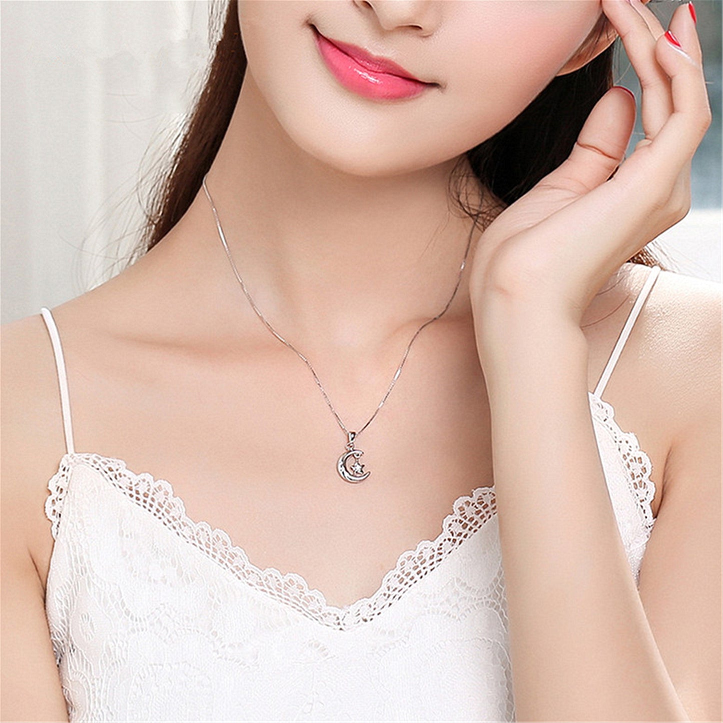 Simple Star And Moon Smart Pendant Clavicle Chain