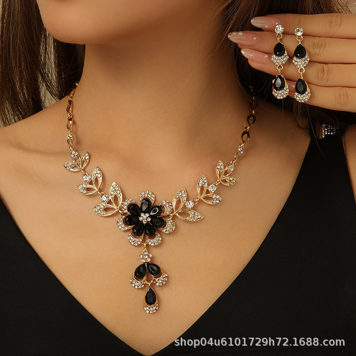 Cross-Border Foreign Trade Retro Jewelry Exaggerated Necklace Set Luxury Crystal Jewelry Banquet Dress Accessories Factory Direct Supply