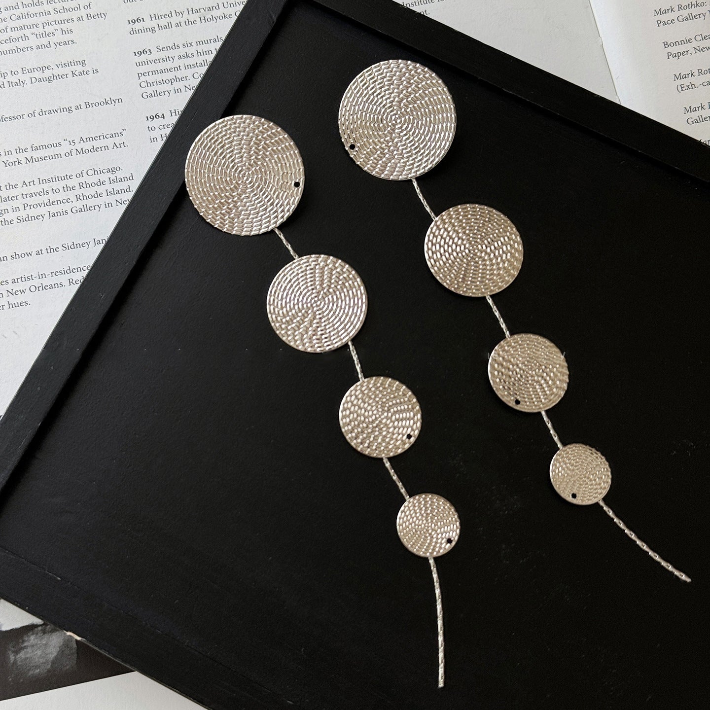 Silver Needle Metal Texture Round Tassel Earrings For Women Fashion Personality Versatile Luxury