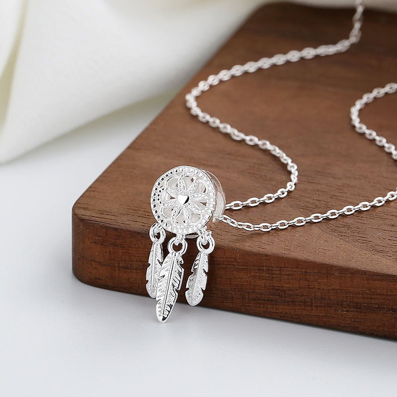 Korean-style Minimalist Luxury Tassel Feather Necklace
