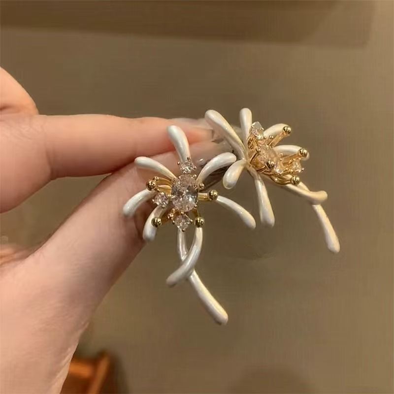 Dramatic Rhinestone Firework Studs, Unique Luxury Earrings, 2026 New For Daily Commute