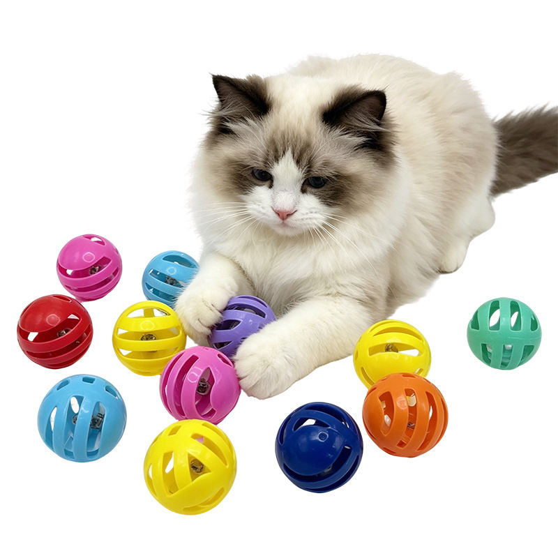 Squeaky Ball Pet Toy For Cats And Dogs