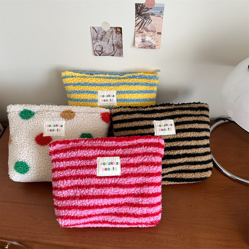 Winter Plush Color Polka Dot Large Capacity Travel Skincare Cosmetic Storage Bag