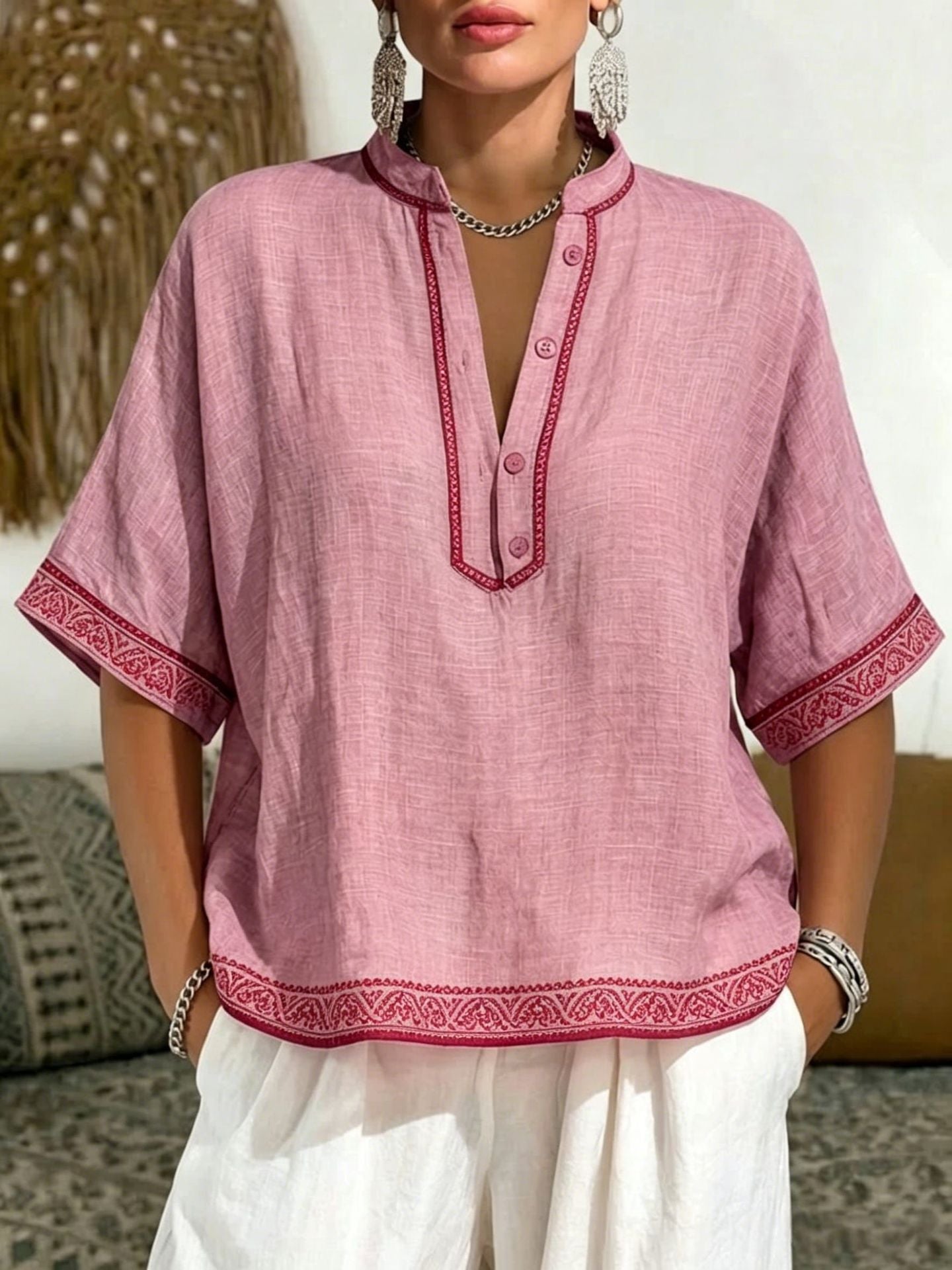 New Stylish Loose-fit V-neck T-shirt With Lace Trim And Buttons