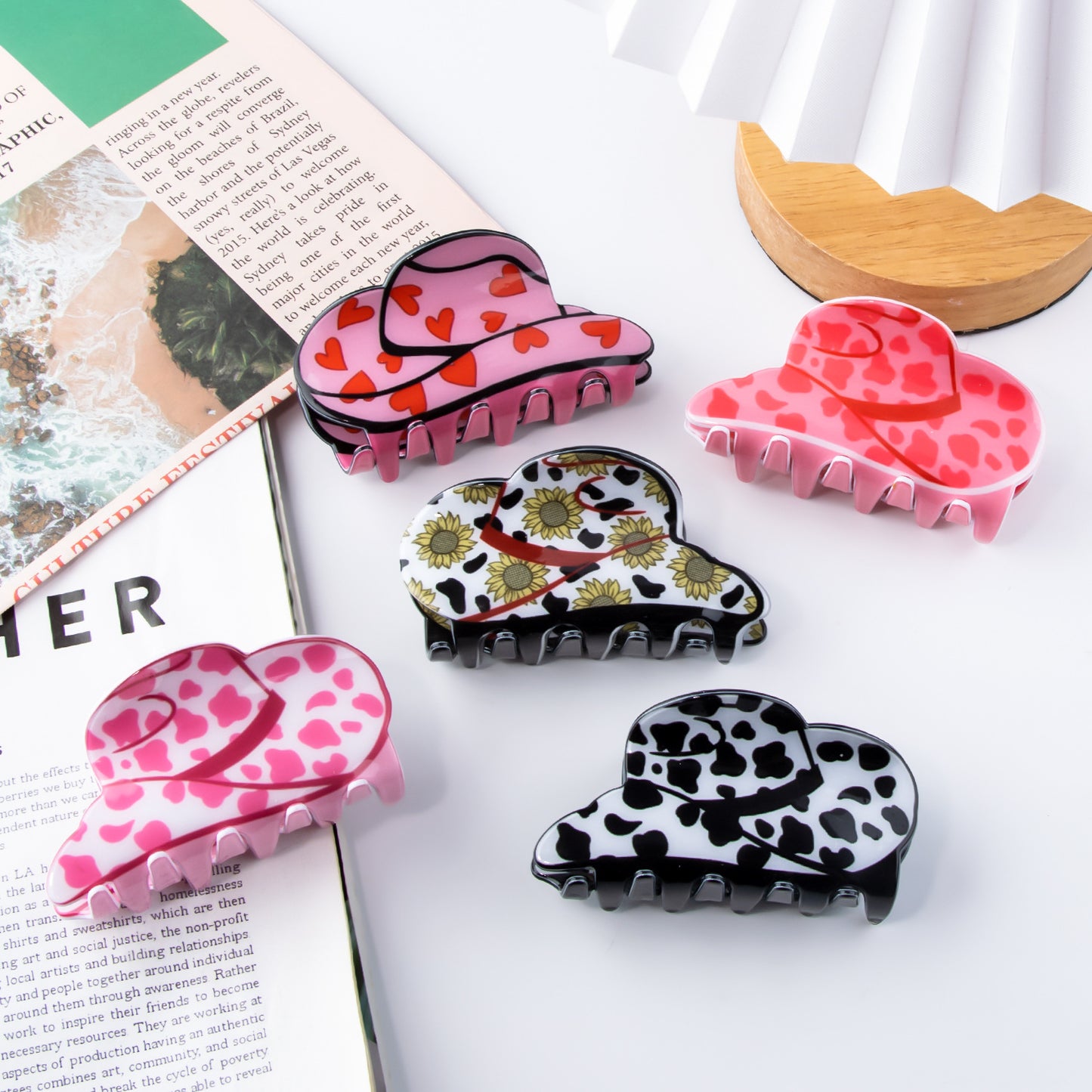 Cute Heart-shaped Sunflower And Cow-patterned Hat-style Hair Clip