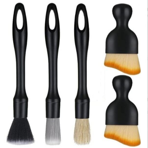 Multi-Functional Detailing Brush Car Care Tool