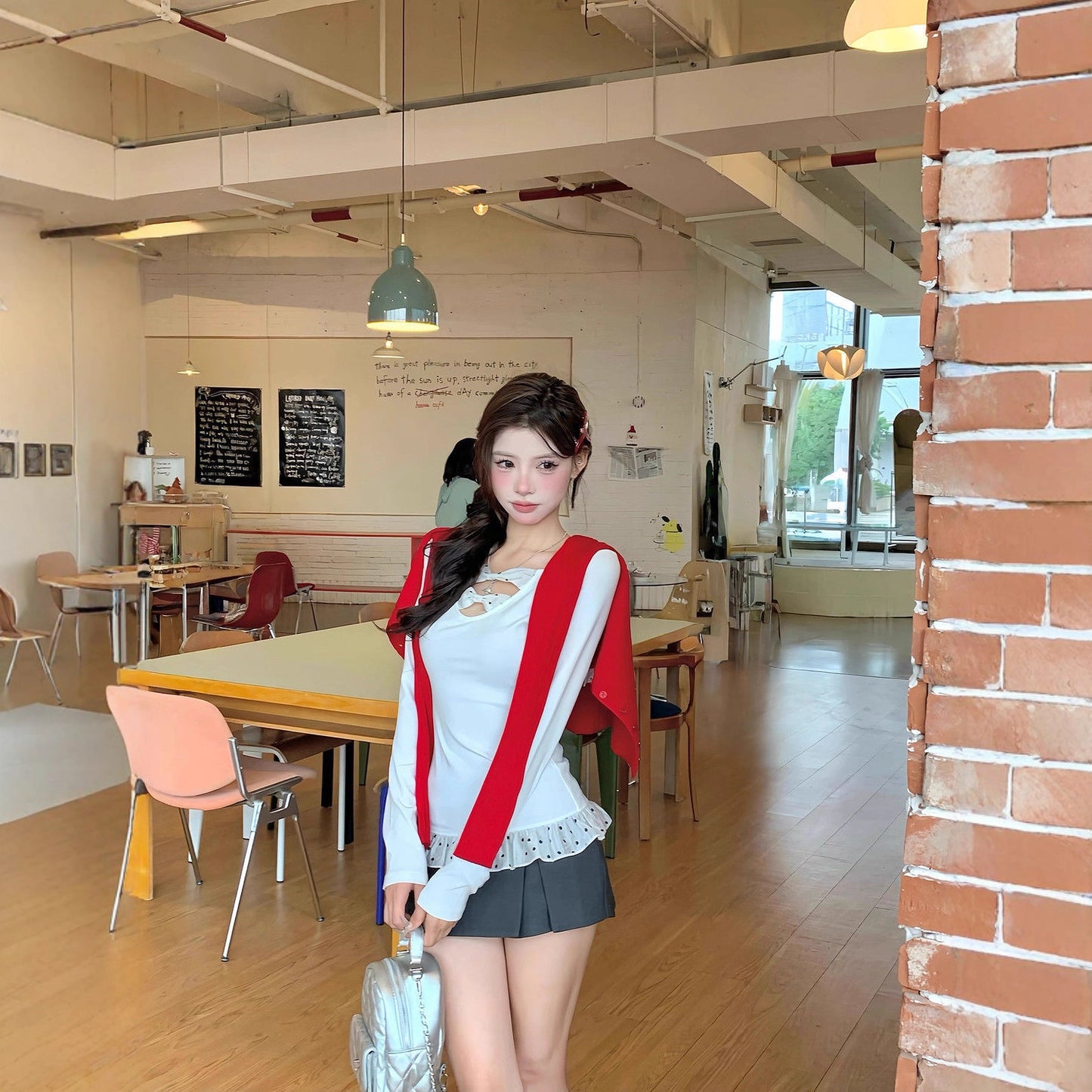 Korean-style Sweet-look Spliced Lace Long-sleeve Bottoming Shirt