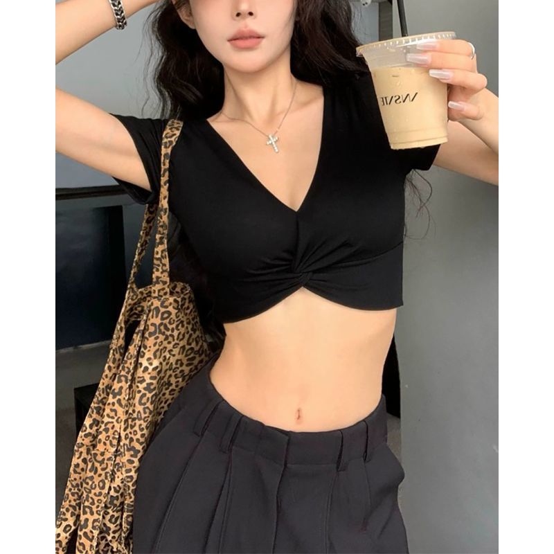 A Short-sleeved T-shirt With A Deep V-neck And A Defined Waistlinea Korean-style Cropped Top Perfect For Layering