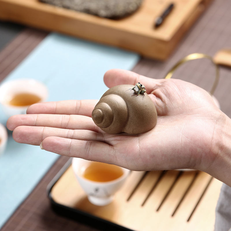 Round Spray Water Snail Frog Pure Handmade Yixing Clay Tea Pet Ornament