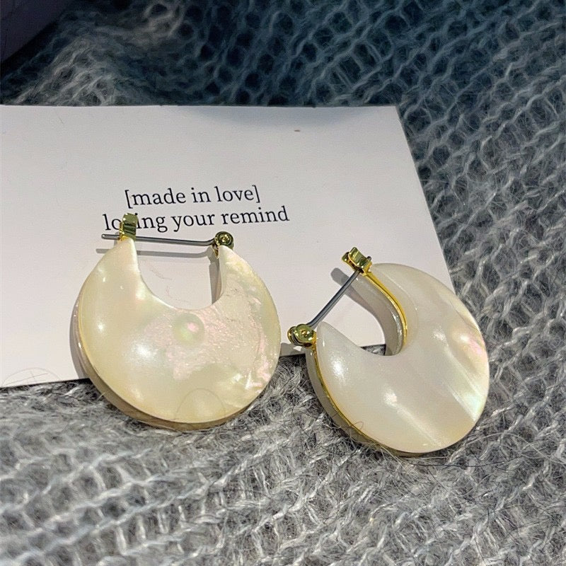Natural Double-Sided White Mother Of Pearl Ear Cuffs Old Money Style New Premium Heavy Industry