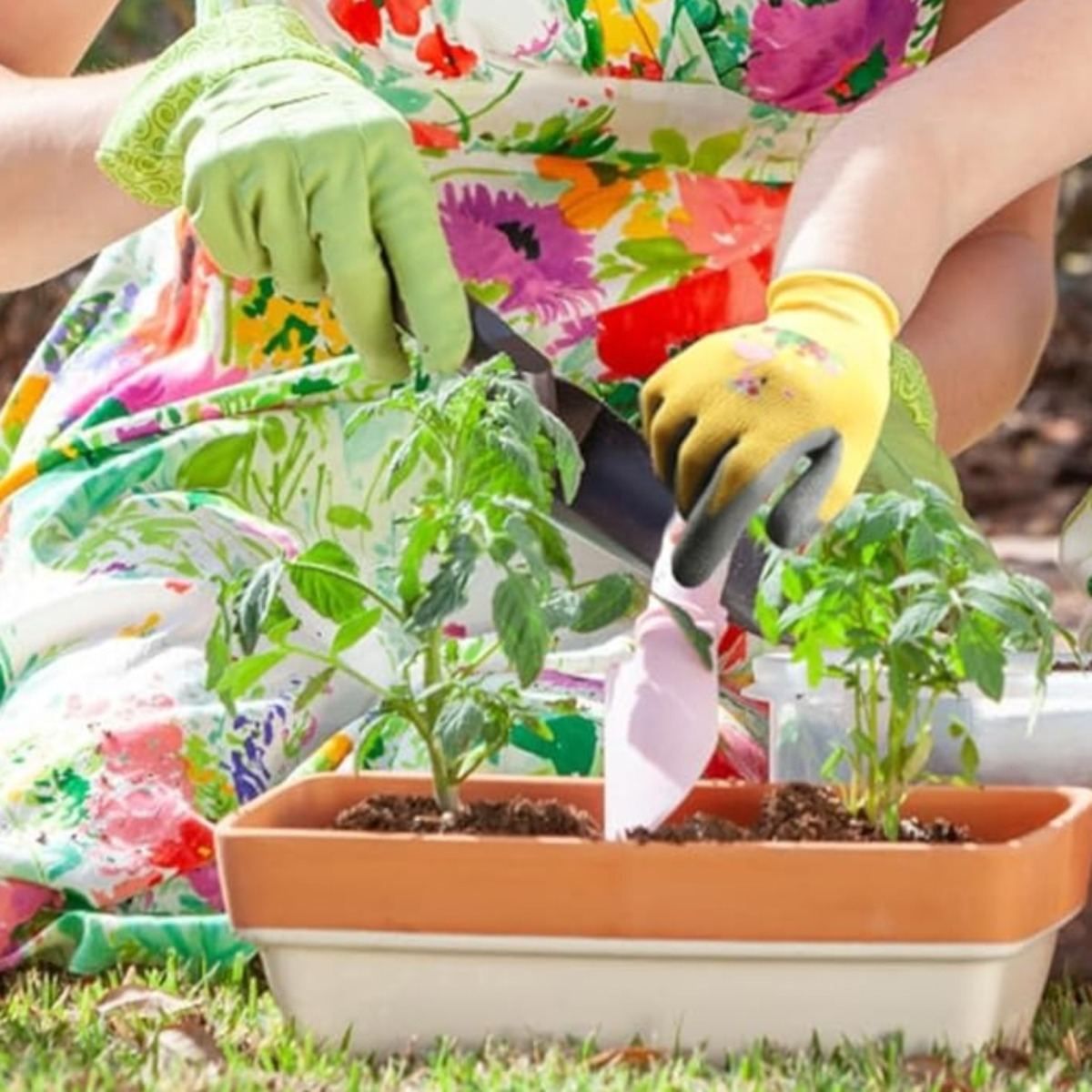 3 Pairs Of Small Gardening Gloves – Stretchy Fit, With Unicorn And Flower Patterns, For Outdoor Activities