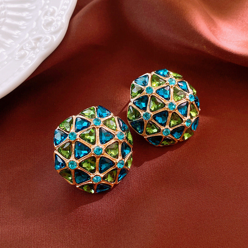 Niche Elegant Vintage Stud Earrings Women Medieval Retro Earrings Premium Jewelry