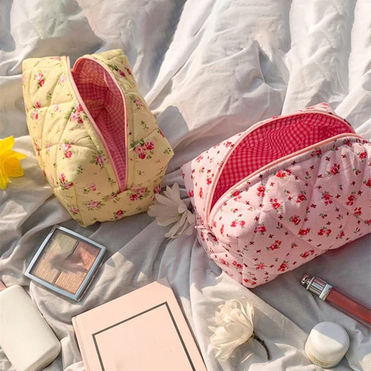 Large Capacity Travel Multifunctional Floral Makeup Bag