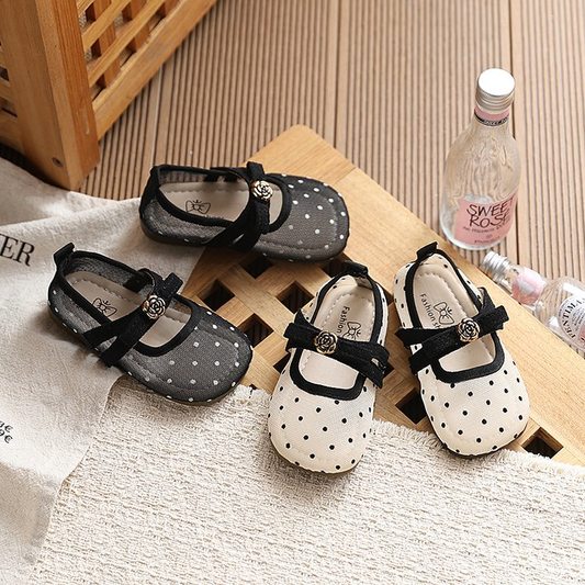 INS French Style Polka Dot Mesh Flats 2026 Summer New Korean Girls Flower Princess Sandals Match Dress