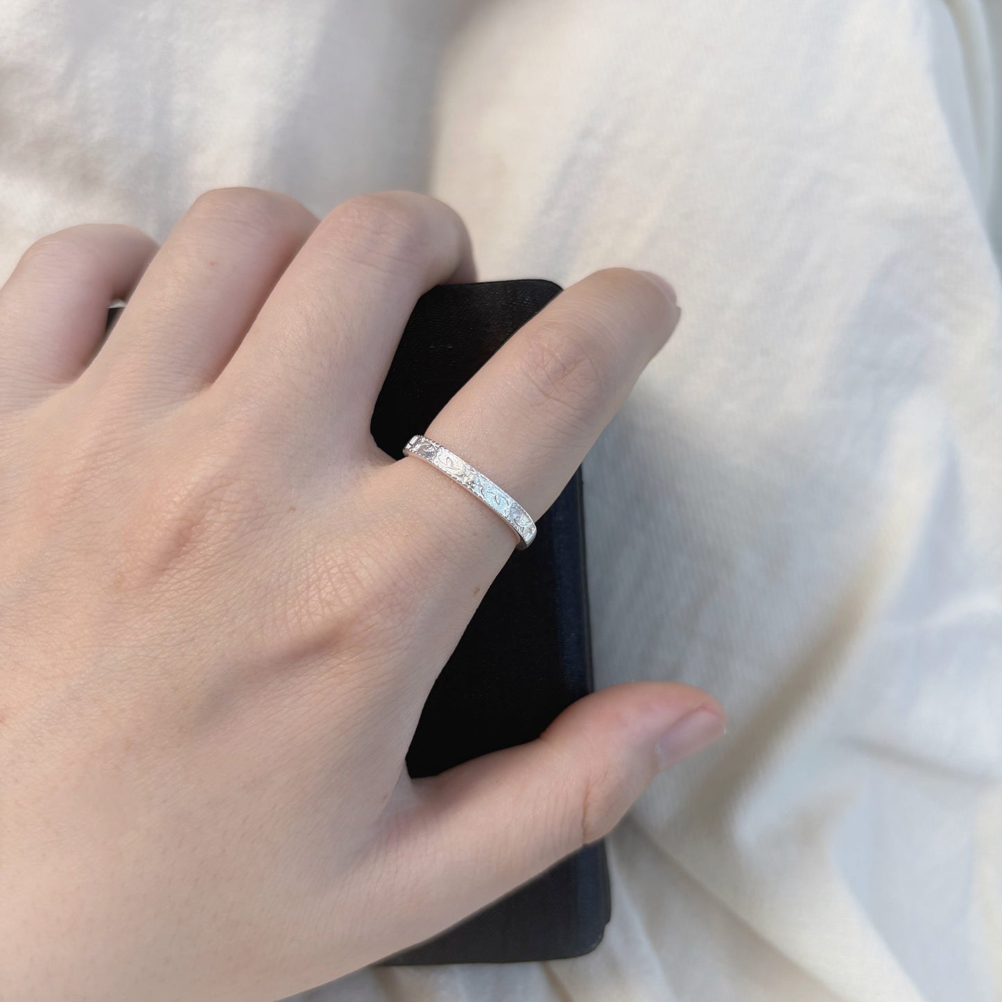 1pc 999 Sterling Silver Engraved Scrollwork Band Ring, Retro & Traditional Chinese Style, Perfect For Daily, Dating & Gifting, Ideal Valentine's Gift