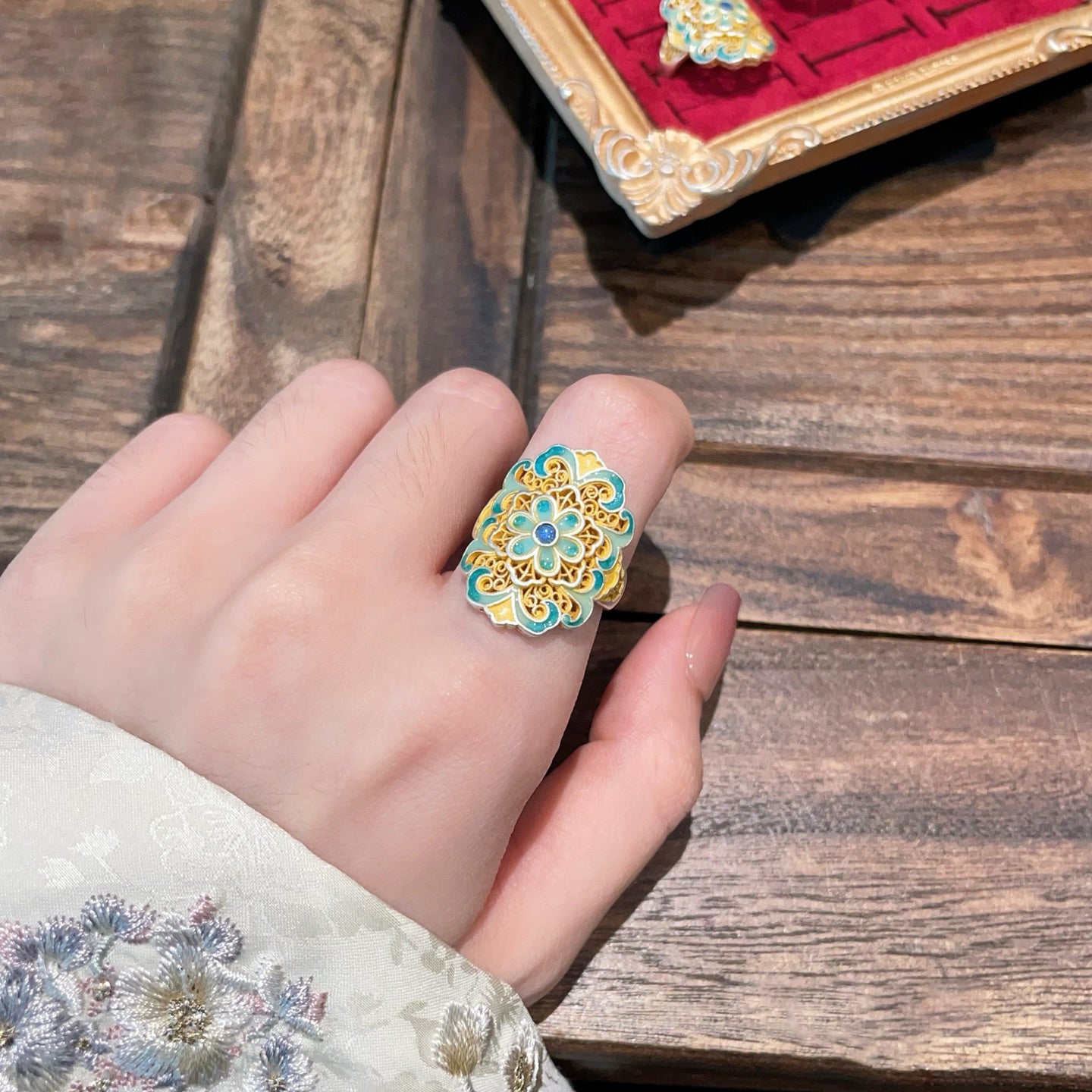 1pcs 999.9 Sterling Silver Gold-Plated Enamel Orchid Statement Ring, Luxury Retro Style, Ideal For Birthdays & Holiday Gifts
