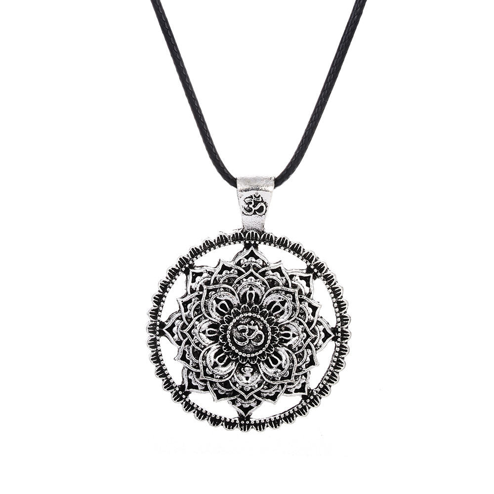 Ancient Indian Mythology Mandala Flower-shaped Zen Yoga Necklace